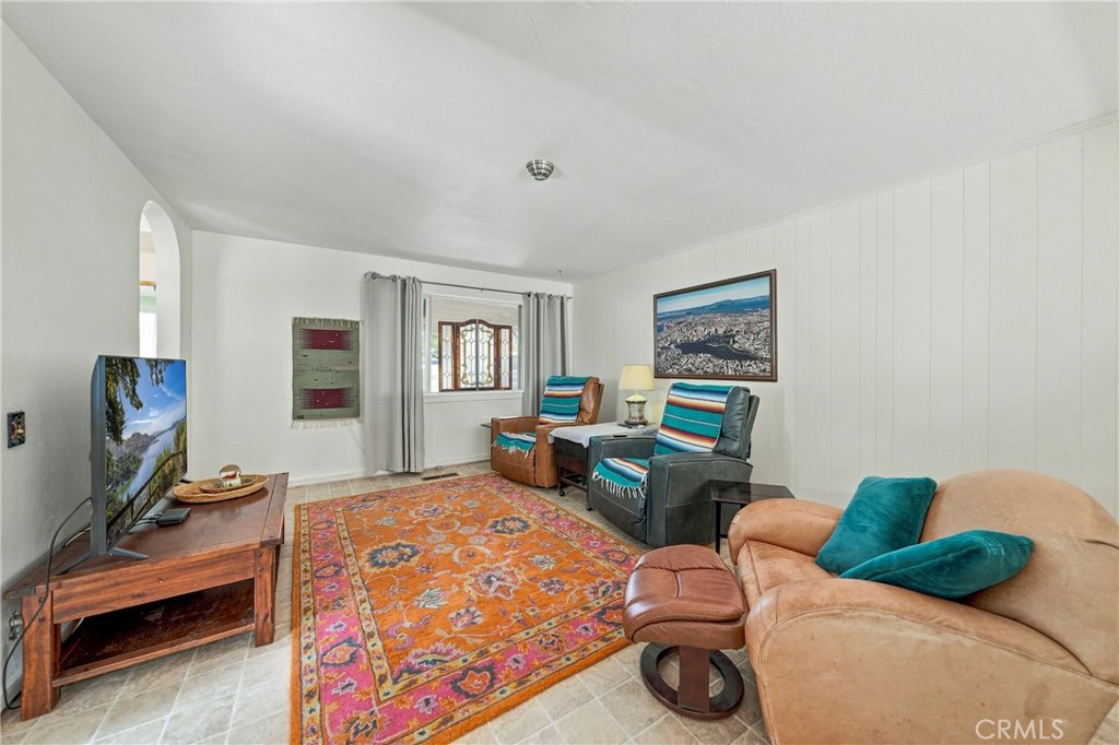 6437 13th Property Photo 23
