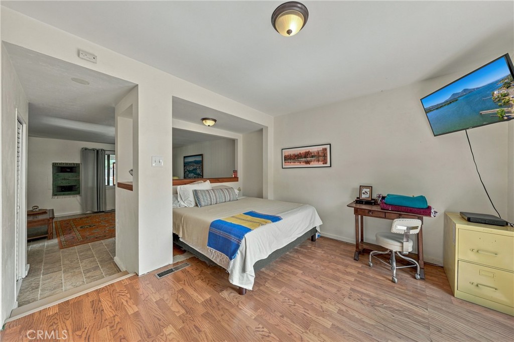 6437 13th Property Photo 24