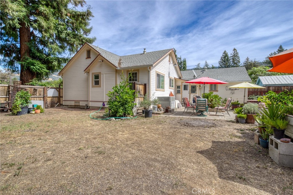 6437 13th Property Photo 39