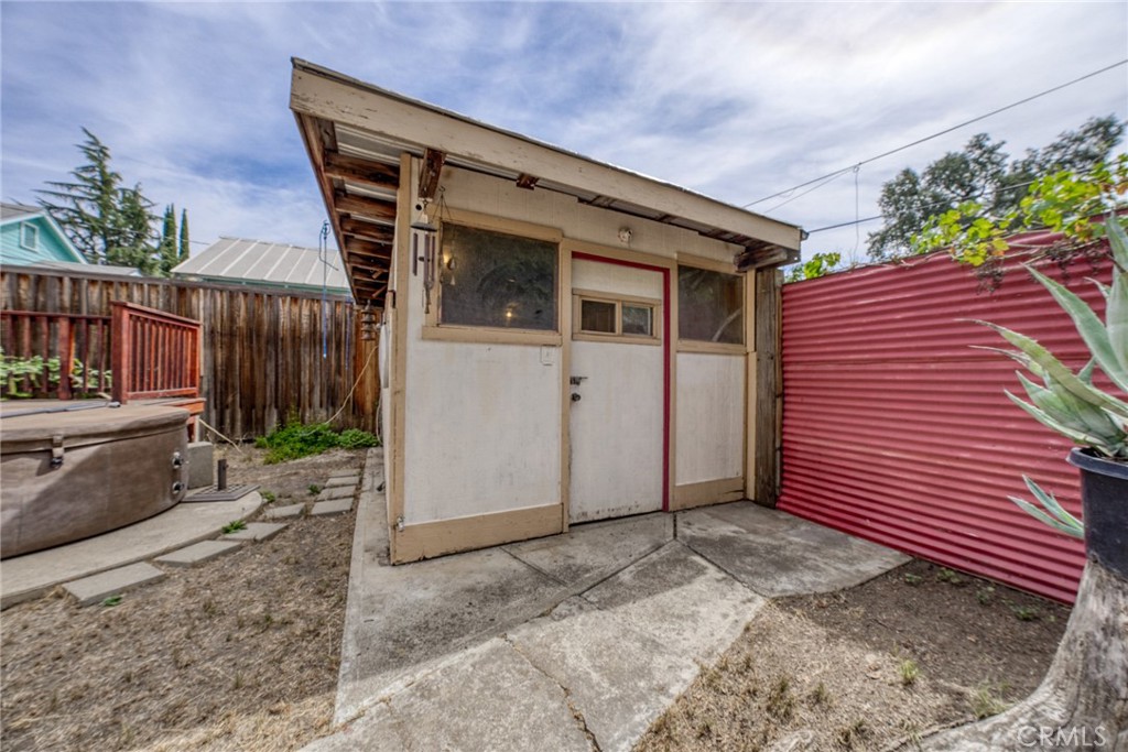 6437 13th Property Photo 42