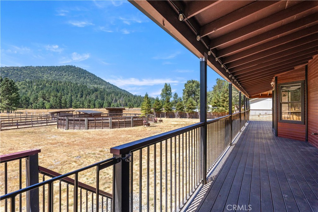 9679 Salmina Road Property Photo 4