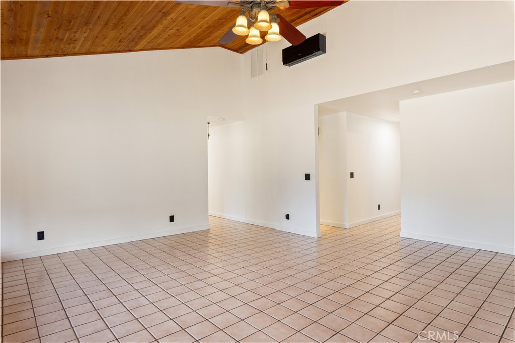 9679 Salmina Road Property Photo 12