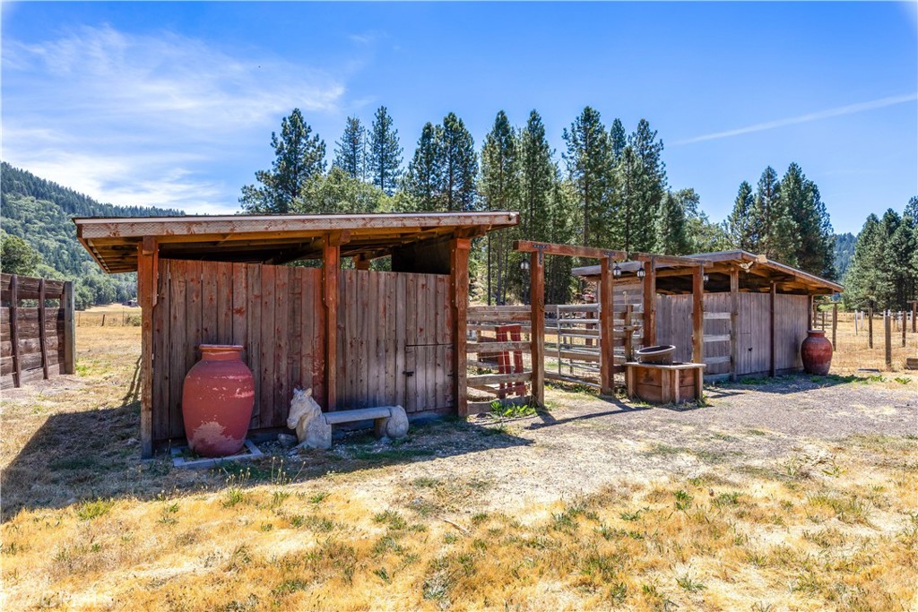 9679 Salmina Road Property Photo 44