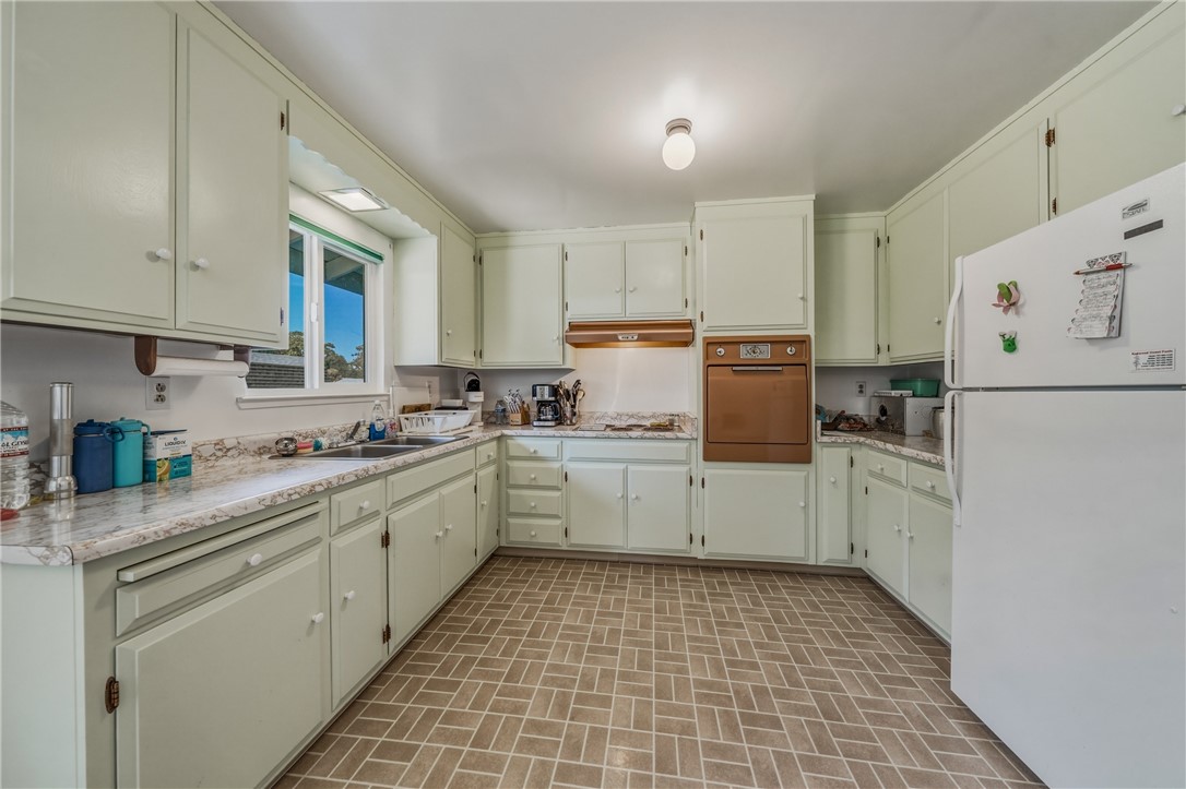 6947 Monte Mar Drive Property Photo 6