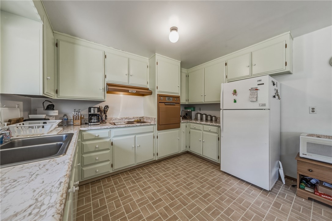 6947 Monte Mar Drive Property Photo 7