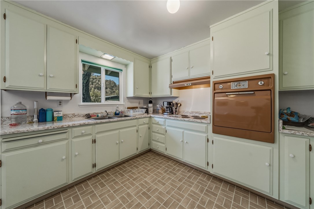 6947 Monte Mar Drive Property Photo 8