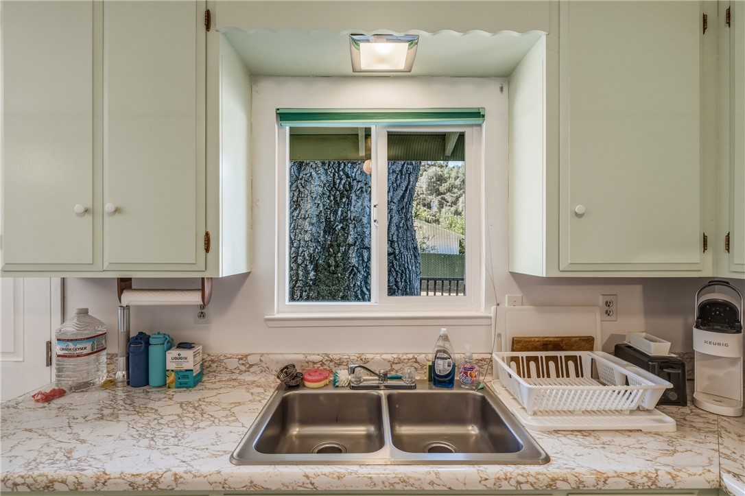 6947 Monte Mar Drive Property Photo 10