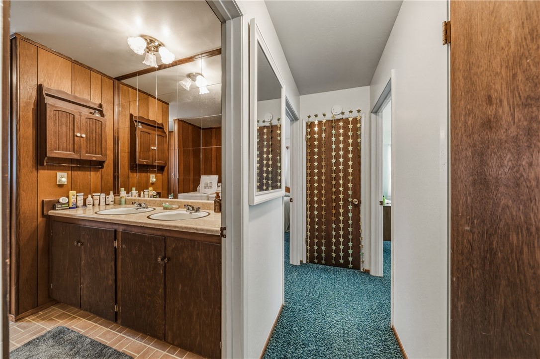 6947 Monte Mar Drive Property Photo 12