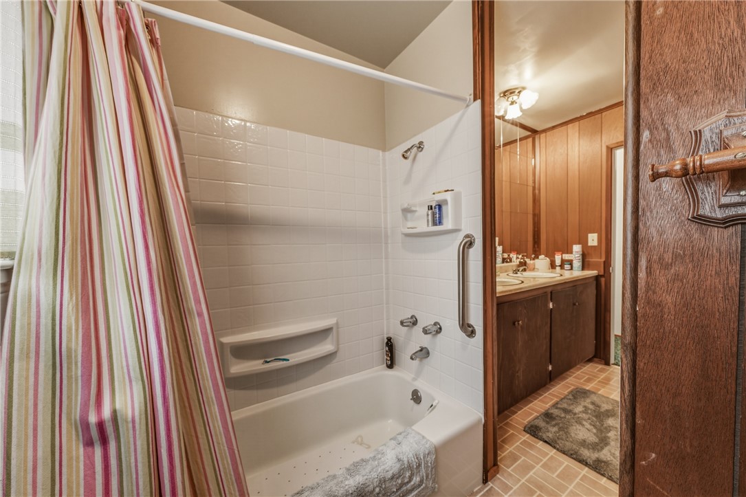6947 Monte Mar Drive Property Photo 15