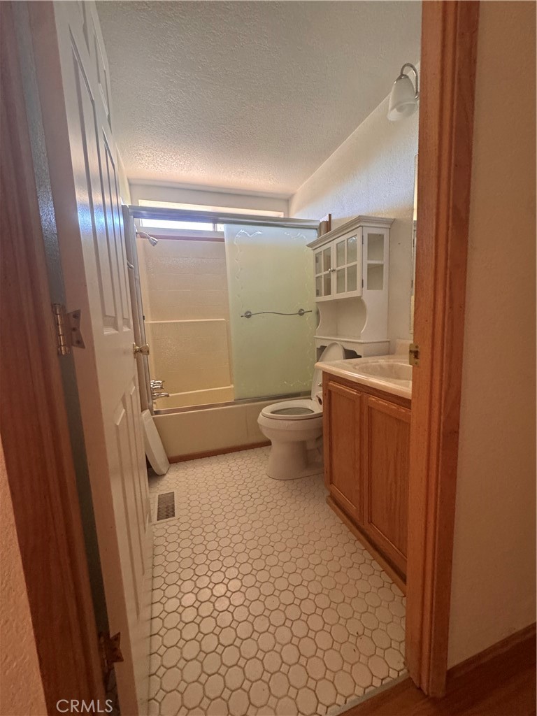 13720 Arrowhead Property Photo 8