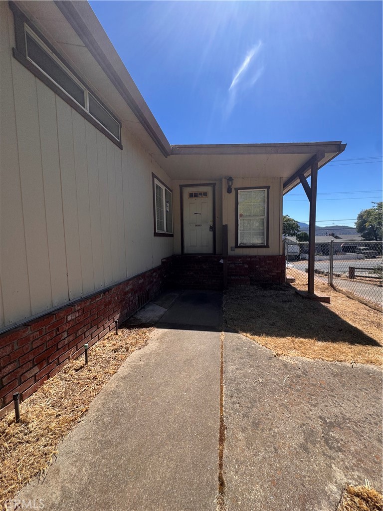 13720 Arrowhead Property Photo 15