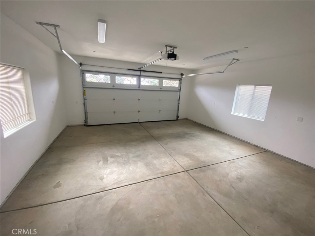 15930 Young Street Property Photo 21