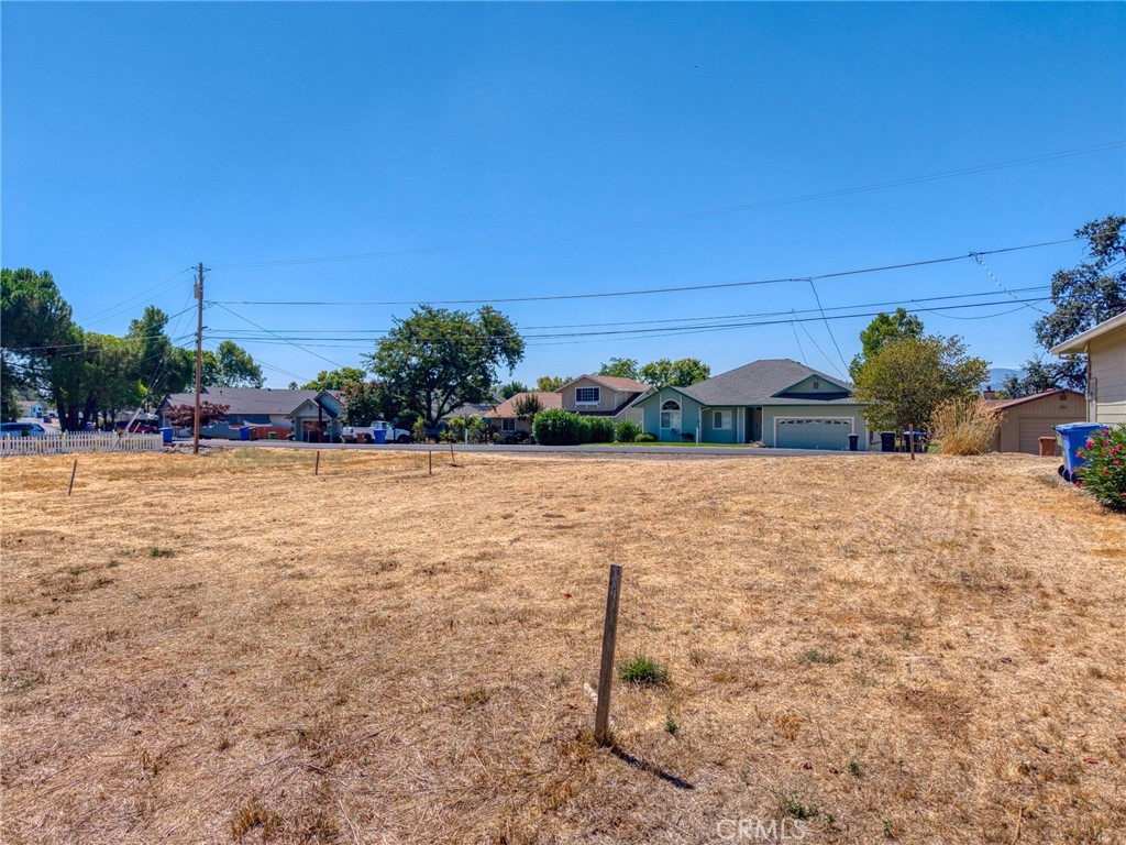18860 Deer Hollow Property Photo 7