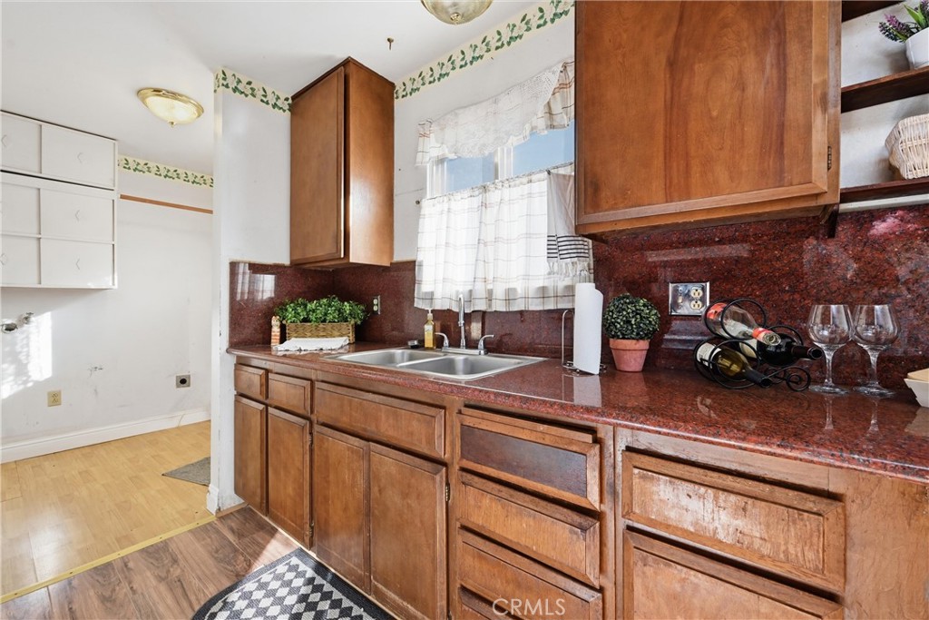 3944 Country Club Property Photo 11