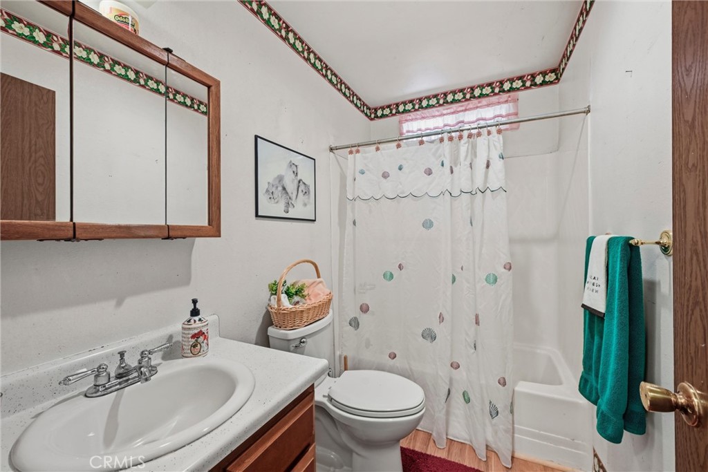 3944 Country Club Property Photo 14