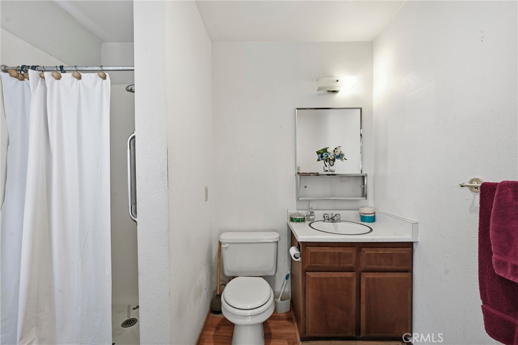 3944 Country Club Property Photo 16