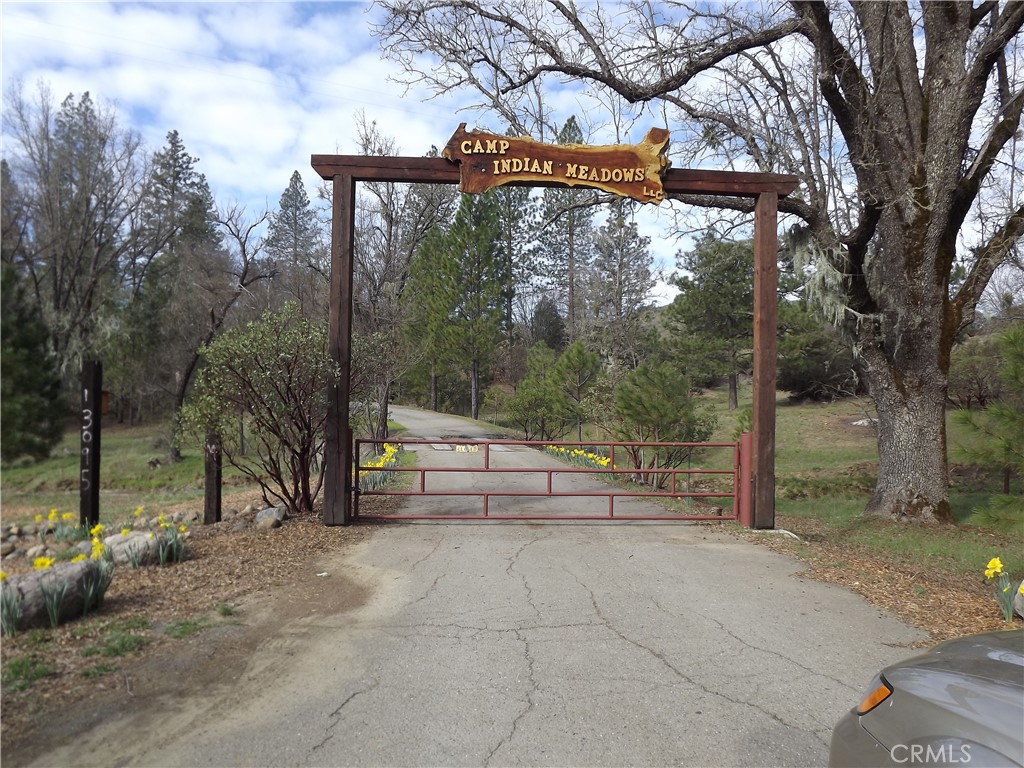 13095 Bottle Rock Property Photo 3