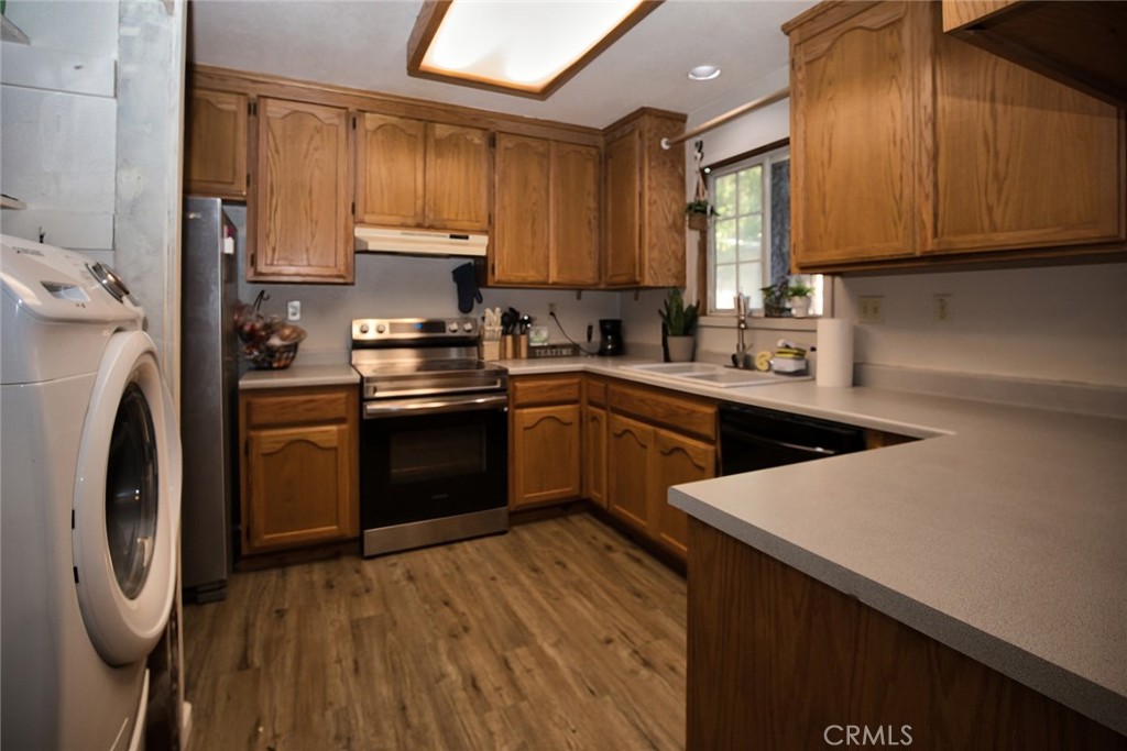9415 Gordon Springs Drive Property Photo 7