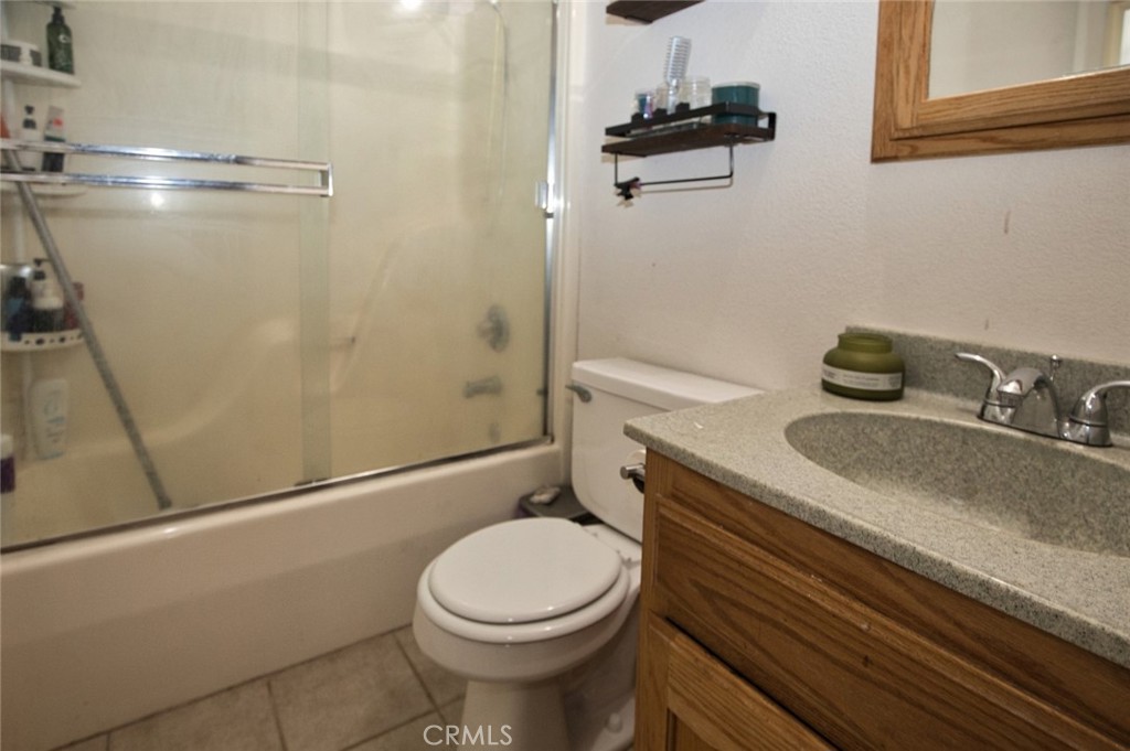 9415 Gordon Springs Drive Property Photo 18