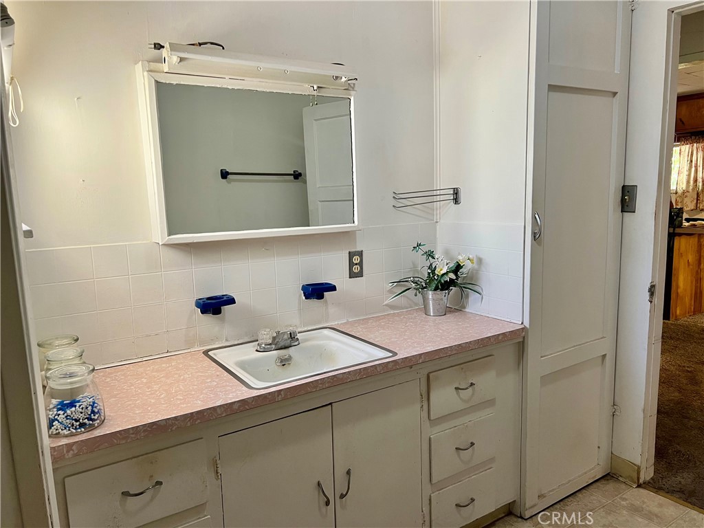 3602 Vista Property Photo 15