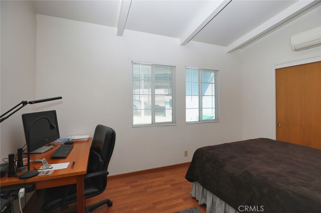 12953 Lakeshore Property Photo 10