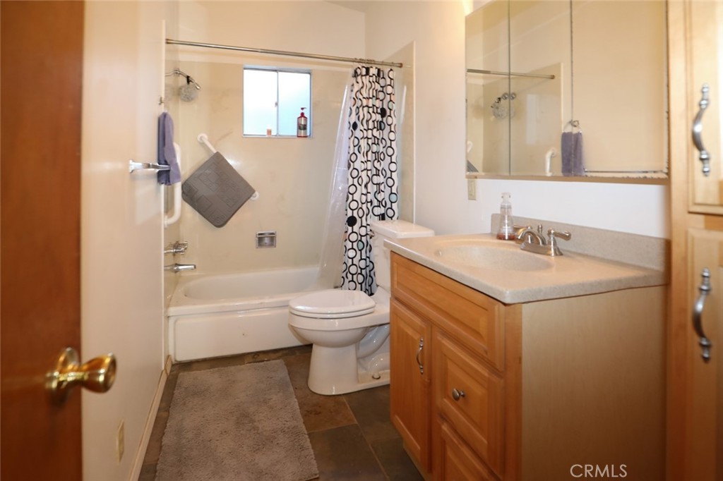 12953 Lakeshore Property Photo 12