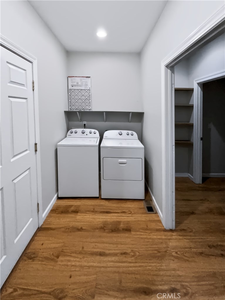 1290 Tuck Property Photo 11