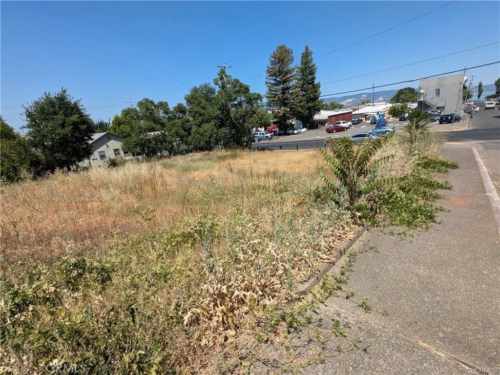 220 4th Street Property Photo 13