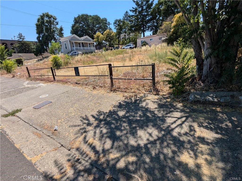 455 N Forbes Street Property Photo 12