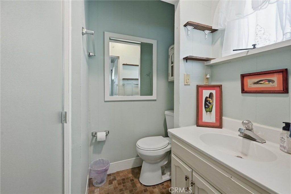 270 Clear Lake Avenue Property Photo 20