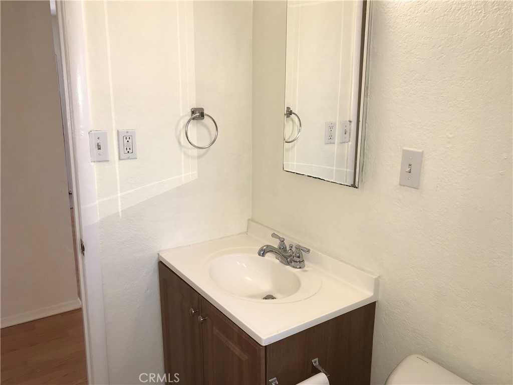 380 6th Property Photo 7