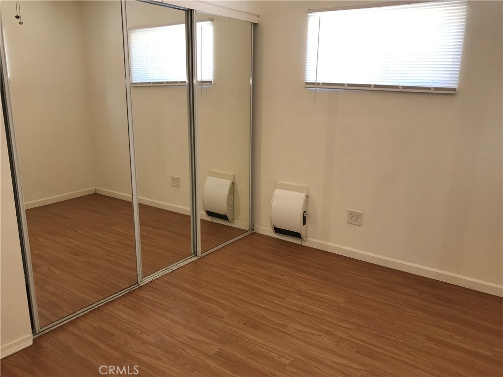 380 6th Property Photo 9