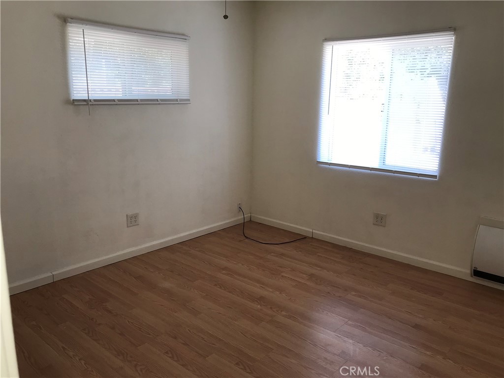 380 6th Property Photo 10