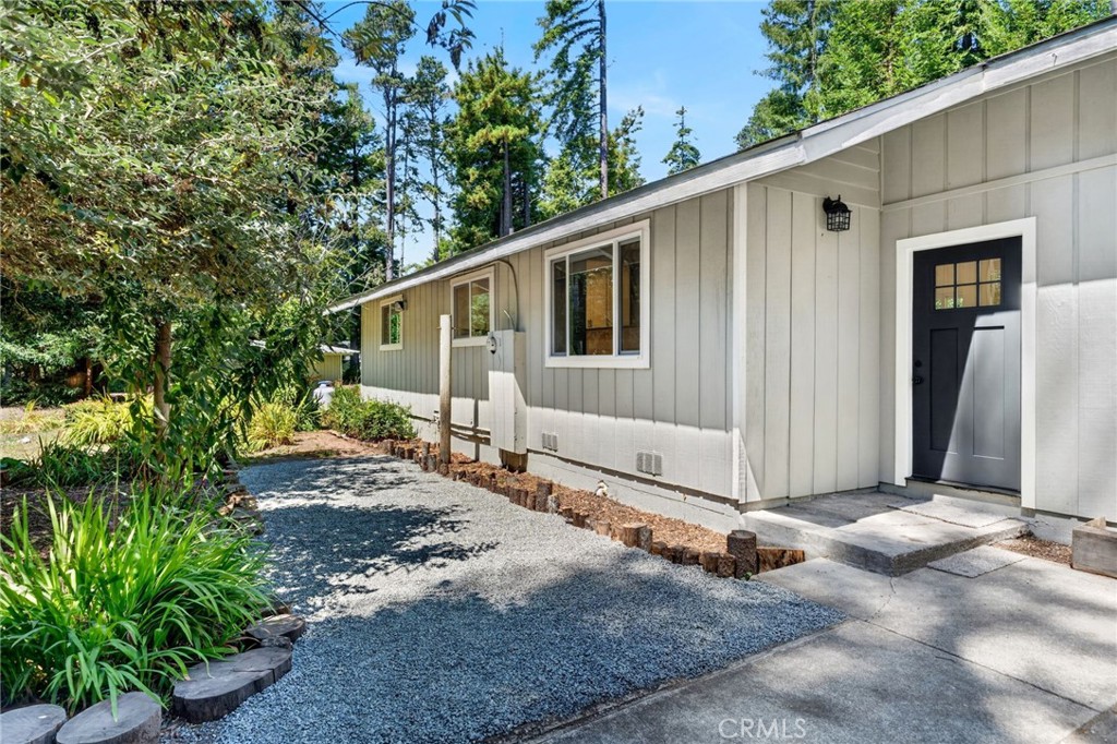 16901 Boice Property Photo 1