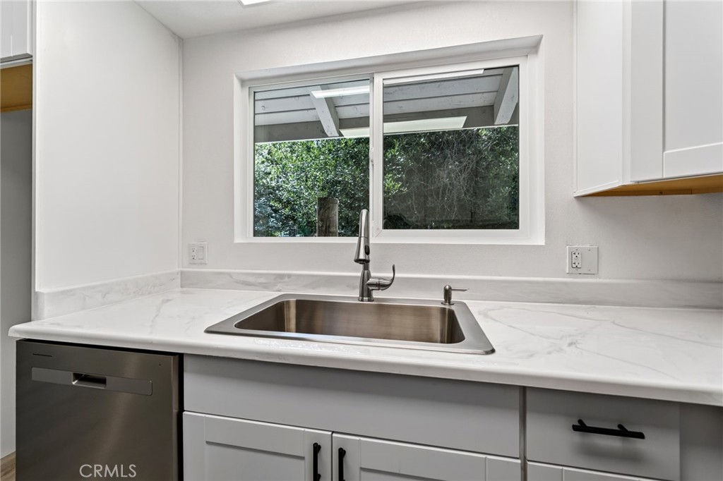 16901 Boice Property Photo 6