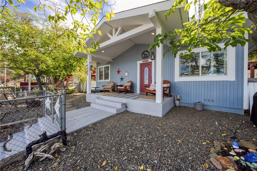 2890 Silverado Property Photo 3