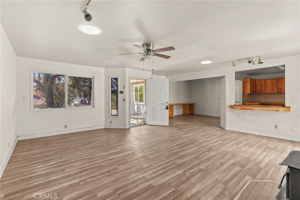 13920 Manakee Property Photo 7