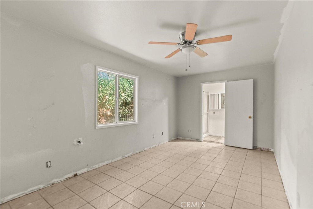 13920 Manakee Property Photo 12