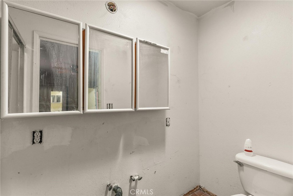 13920 Manakee Property Photo 13