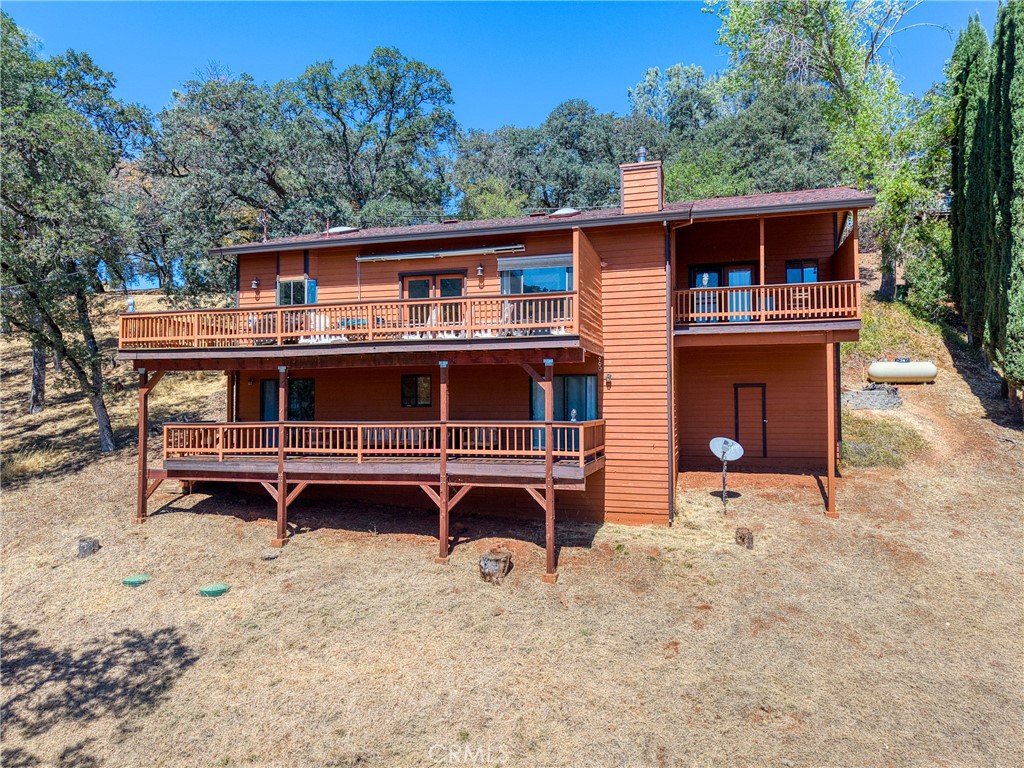 7999 Little Borax Lake Road Property Photo 1