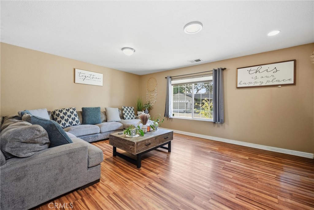 18159 Fishhook Court Property Photo 3