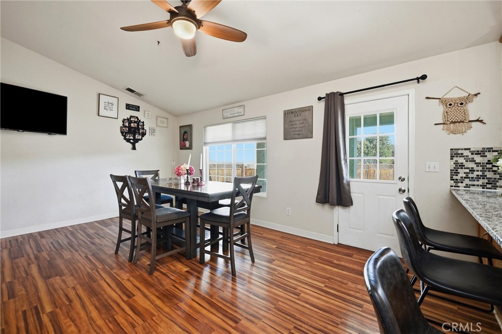 18159 Fishhook Court Property Photo 9