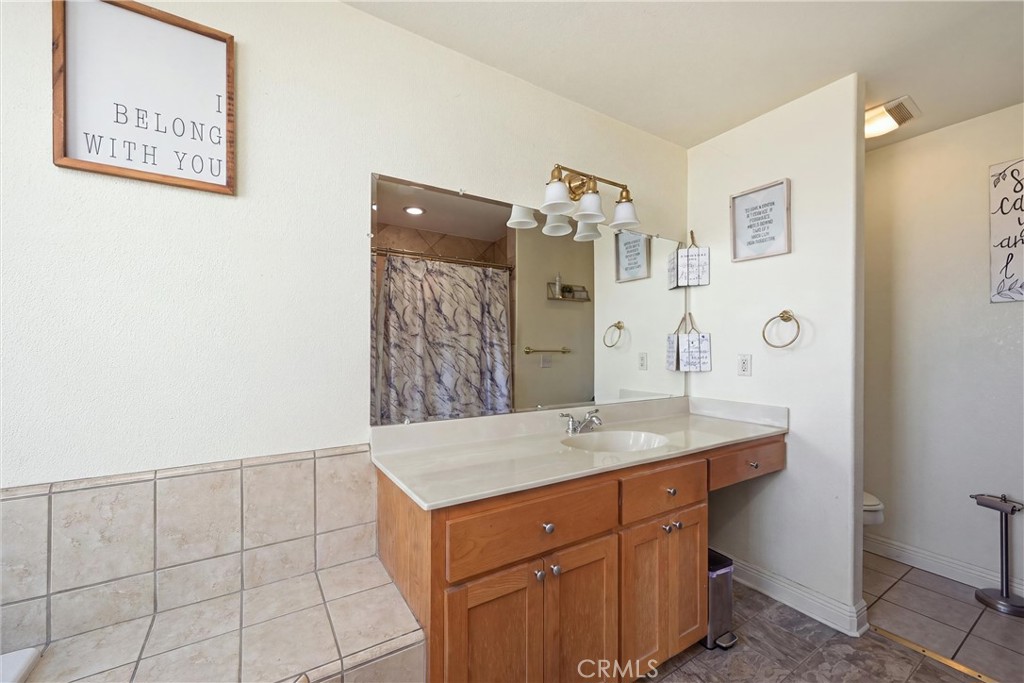 18159 Fishhook Court Property Photo 14
