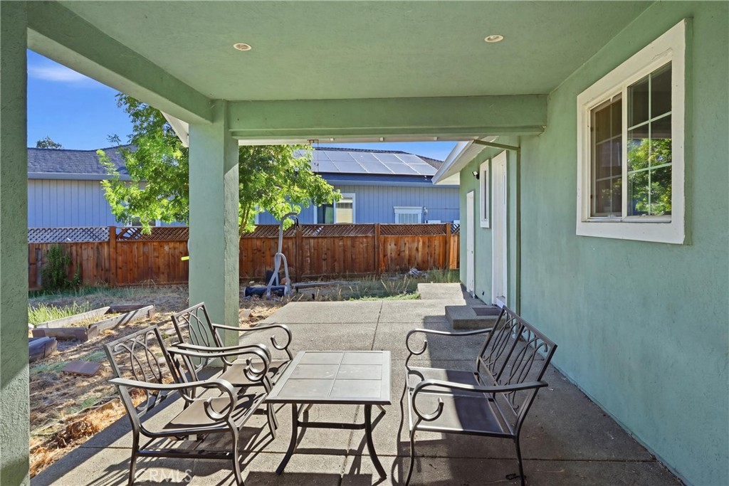 18159 Fishhook Court Property Photo 15