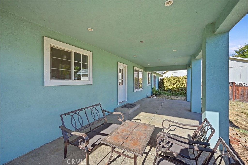 18159 Fishhook Court Property Photo 16