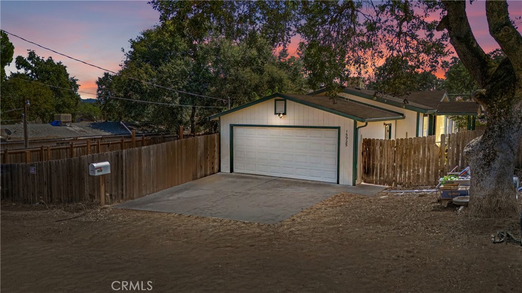 15925 45th Avenue Property Photo 1