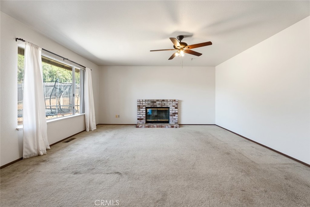 350 Forsythe Property Photo 7