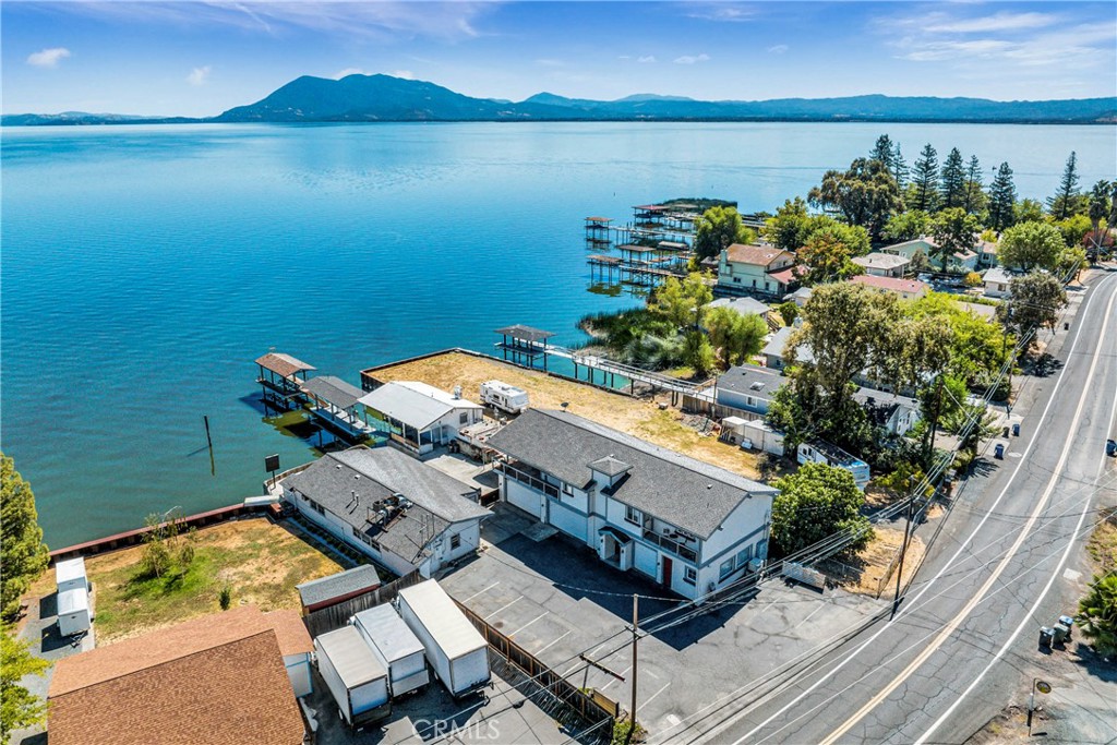 3740 Lakeshore Boulevard Property Photo 1