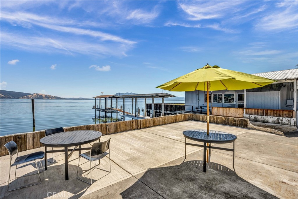 3740 Lakeshore Boulevard Property Photo 17