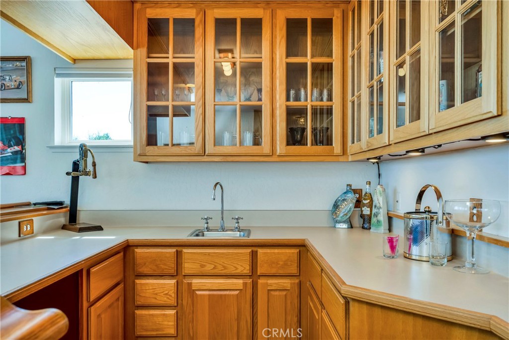 3740 Lakeshore Boulevard Property Photo 34